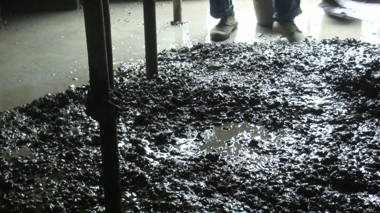 建筑行業有哪些起泡原因—混凝土消泡劑