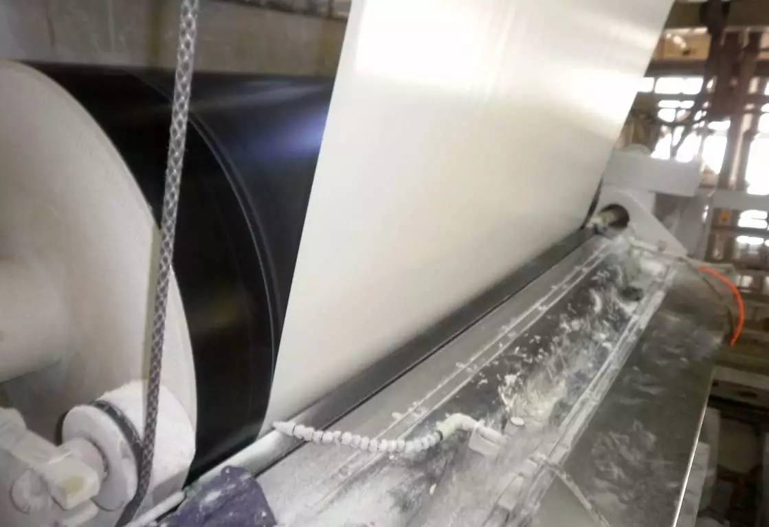 復雜泡沫?靠的就是涂布施膠消泡劑