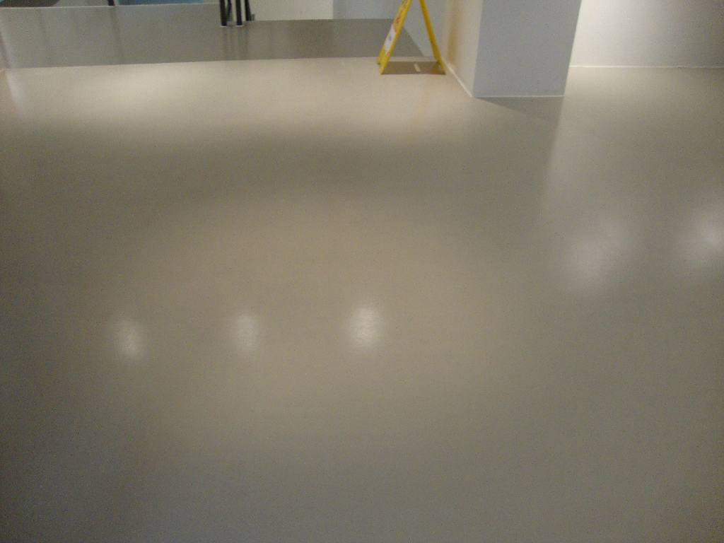 自流平起泡不使用自流平消泡劑？你是認真的嗎？