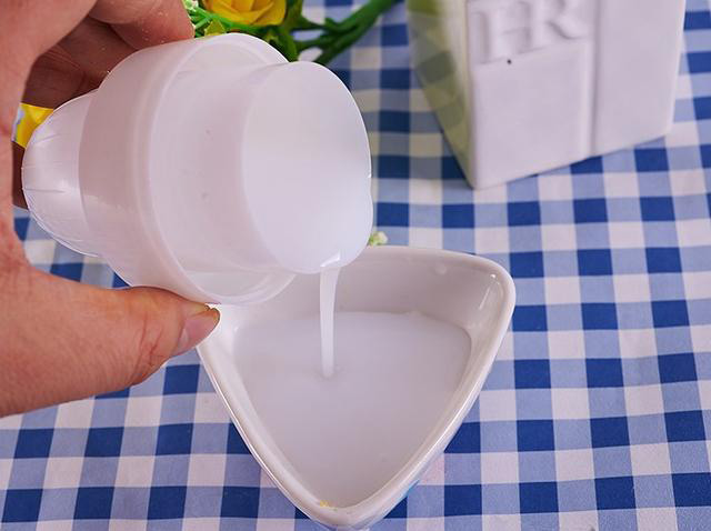 沒有柔順劑消泡劑去除泡，你的柔順劑生產(chǎn)的再好有什么用？