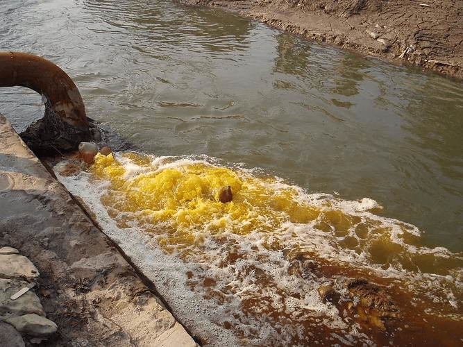 中聯邦造紙廢水處理消泡劑：高效解決造紙廢水泡沫難題